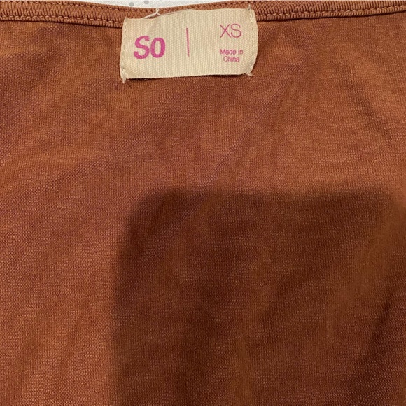 SO Square-Neck Bodysuit - Picture 2 of 4